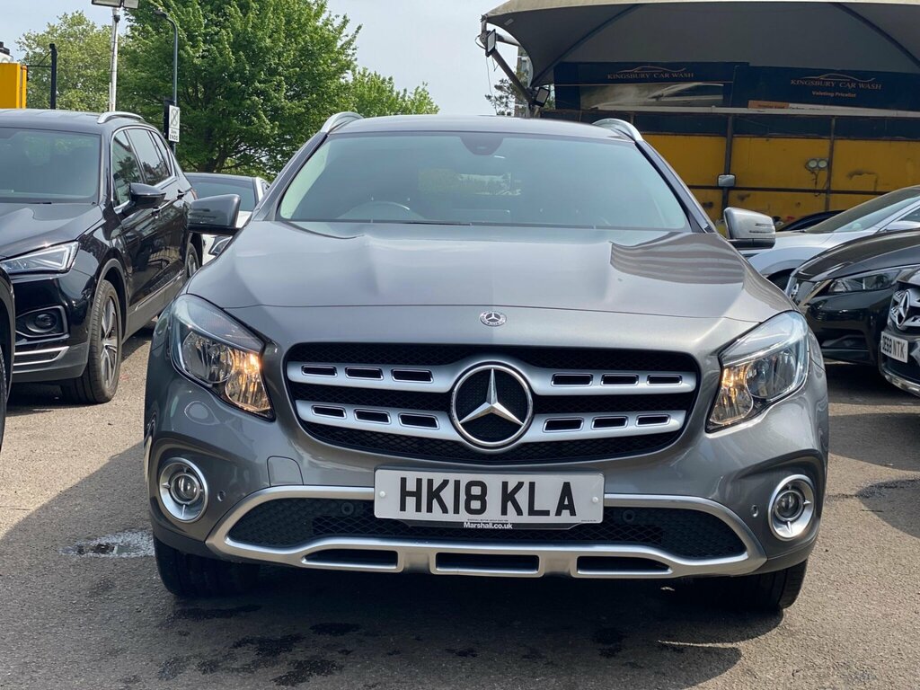 Mercedes-Benz GLA Class 1.6 Gla200 Sport Executive 7G-dct Euro 6 Ss 5 HK18KLA Grey #3