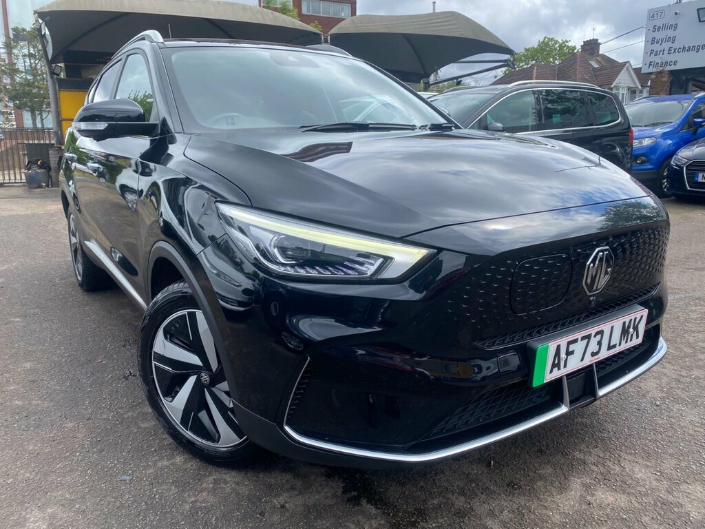 MG ZS 72.6Kwh Trophy Connect Long Range Black