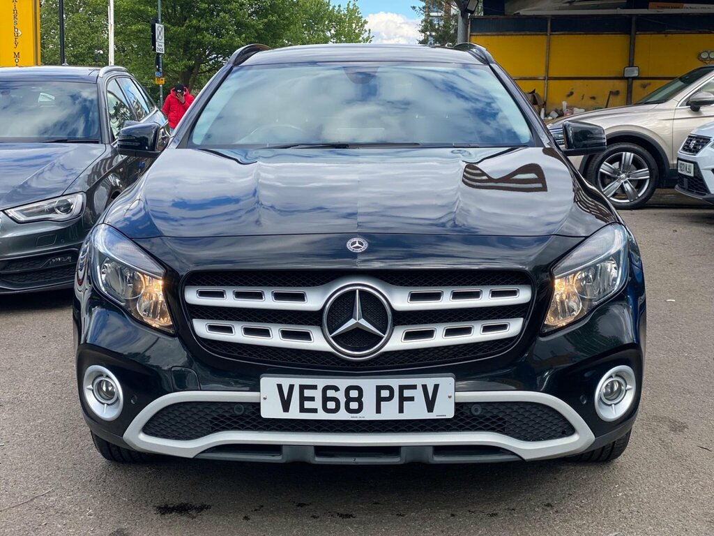 Mercedes-Benz GLA Class 1.6 Gla200 Se Executive 7G-dct Euro 6 Ss VE68PFV Black #3