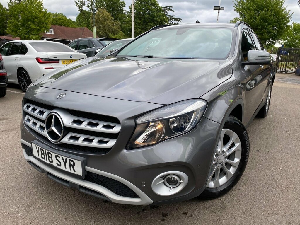 Mercedes-Benz GLA Class 1.6 Gla200 Se Executive 7G-dct Euro 6 Ss Grey
