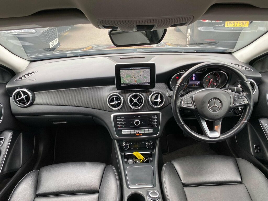 Mercedes-Benz GLA Class 1.6 Gla200 Se Executive 7G-dct Euro 6 Ss YB18SYR Grey #2