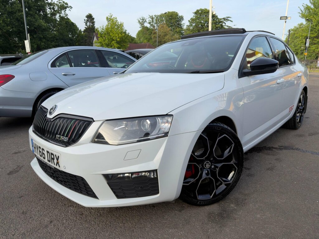 Skoda Octavia 2.0 Tsi Vrs Hatchback Dsg Euro 6 Ss White #5