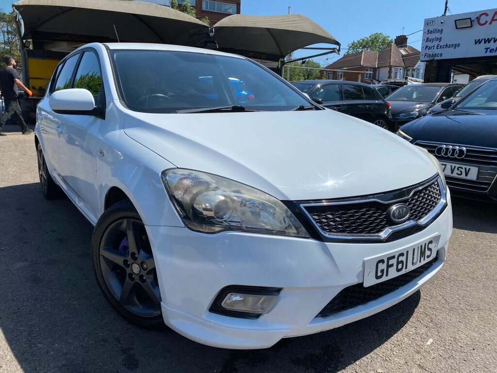 Kia Ceed 1.6 Crdi 3 Euro 5 White