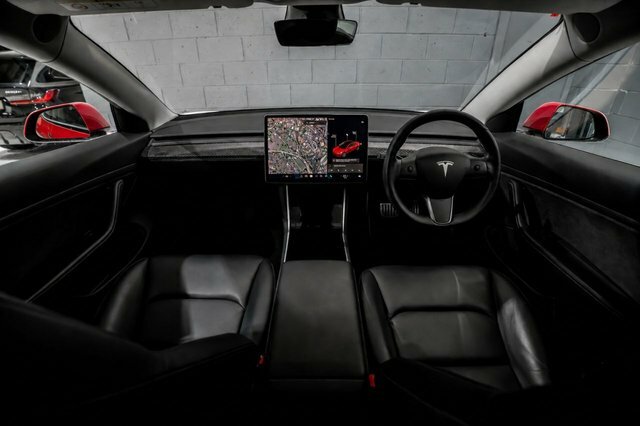 Tesla Model 3 Motor Performance Saloon H14UES Red #2