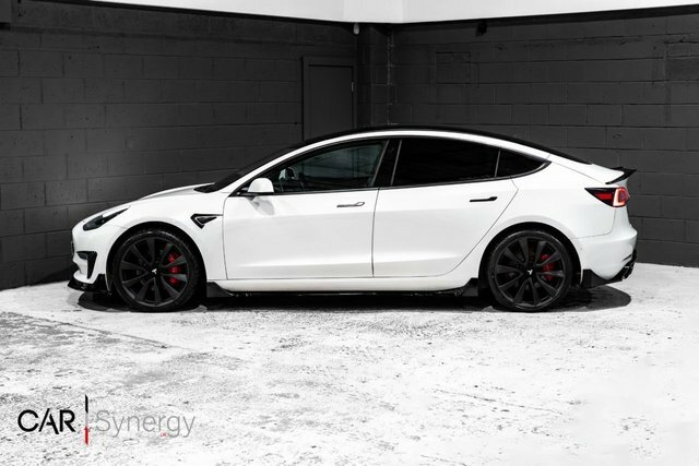 Tesla Model 3 Motor Performance Saloon YH70HLK White #4