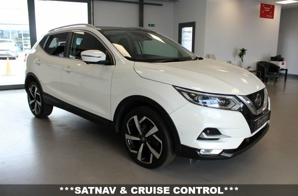Nissan Qashqai 1.5L Tekna VN68RPZ White #4