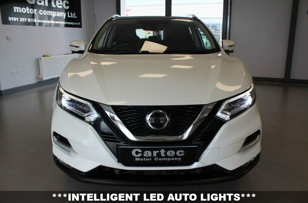 Nissan Qashqai 1.5L Tekna VN68RPZ White #2