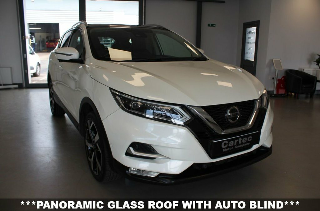 Nissan Qashqai 1.5L Tekna VN68RPZ White #3