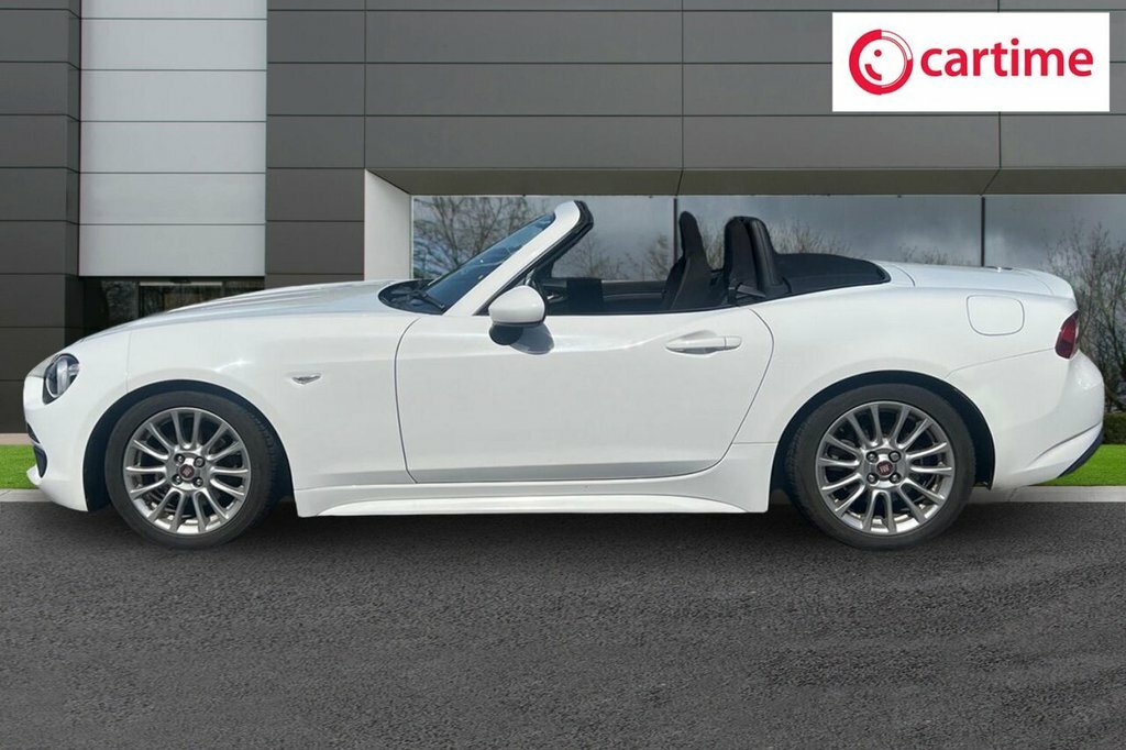 Fiat 124 Spider 1.4L Classica GJ18AYV White #3