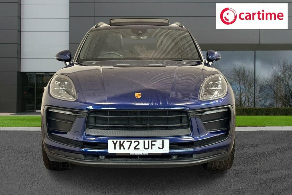 Porsche Macan Suv YK72UFJ Blue #4