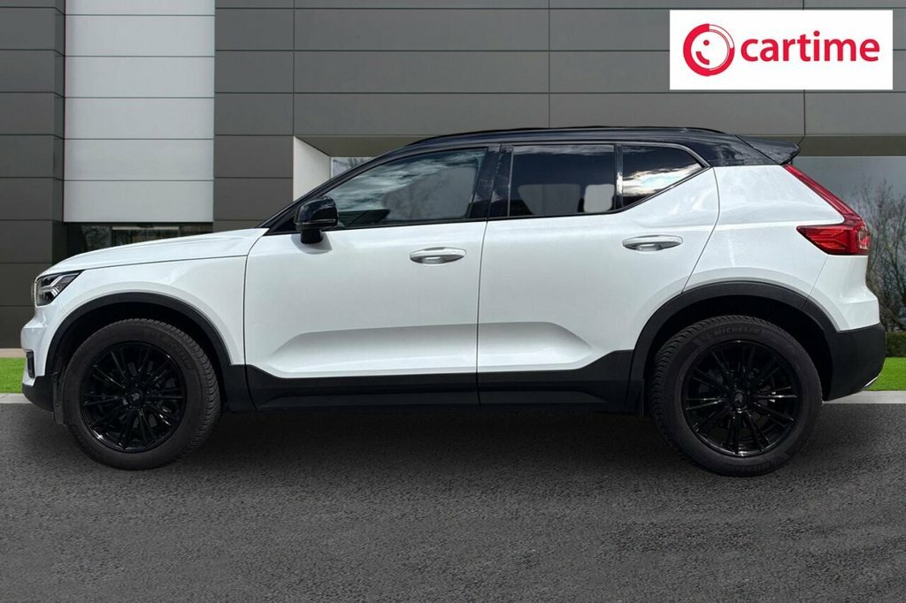 Volvo XC40 2L R-design WA69LHX White #3
