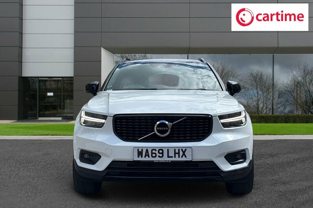 Volvo XC40 2L R-design WA69LHX White #4