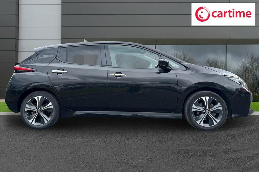 Nissan Leaf Hatchback MJ21YOT Black #2