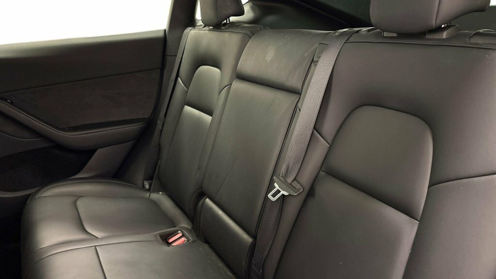 Tesla Model Y Suv LB72XOZ White #6