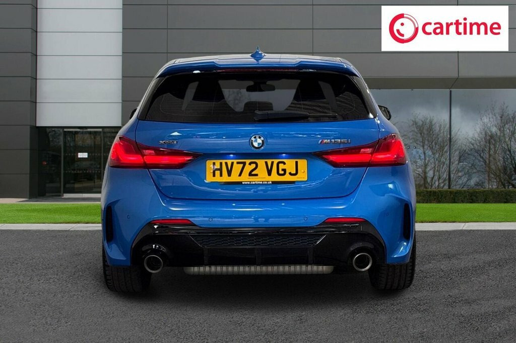 BMW 1 Series Hatchback HV72VGJ Blue #5