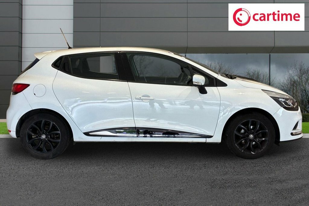 Renault Clio 1.2L Dynamique Nav YC18XRK White #2