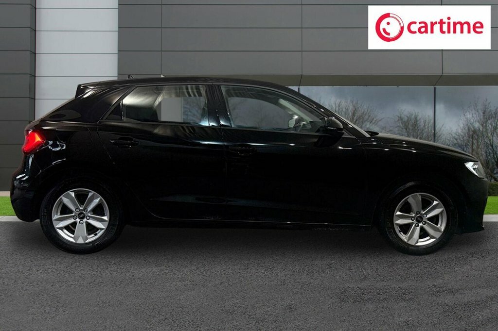 Audi A1 1L Technik DG23CNF Black #2