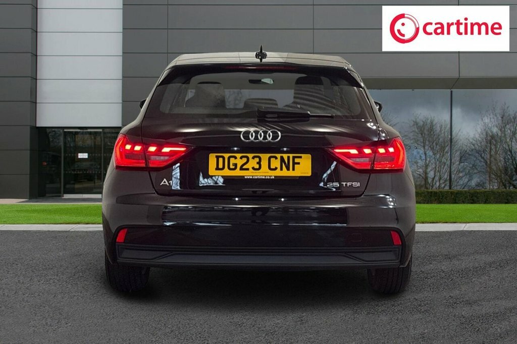 Audi A1 1L Technik DG23CNF Black #5