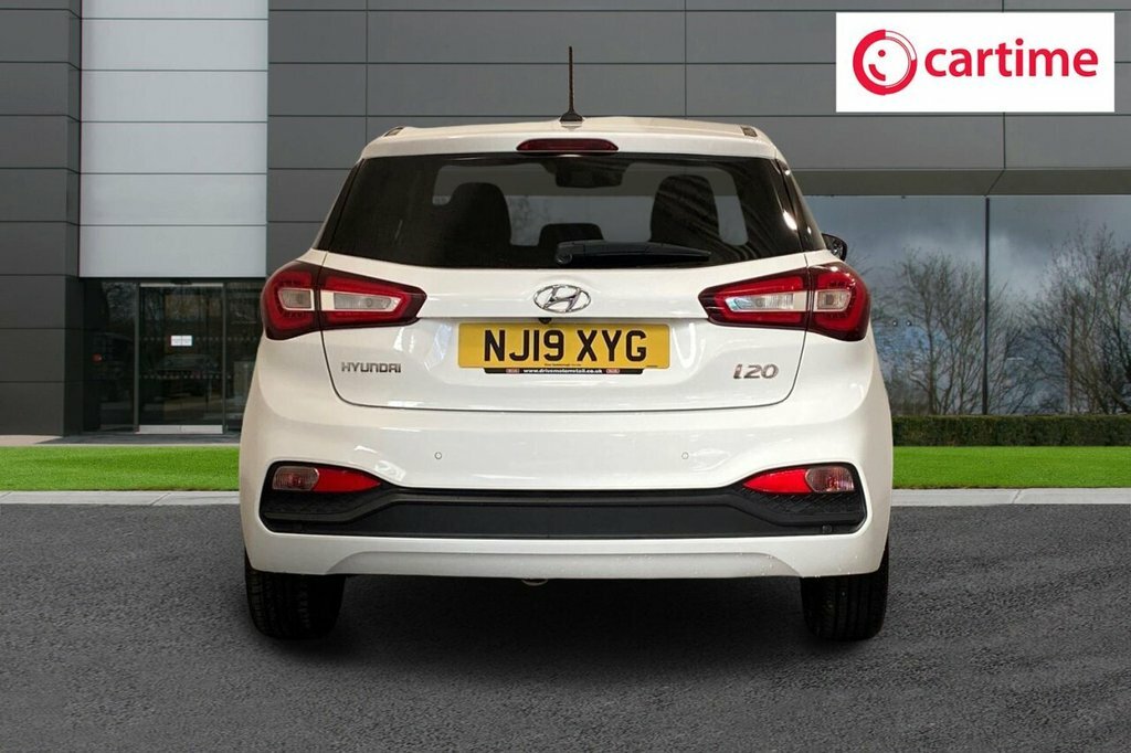 Hyundai I20 1L Premium Nav NJ19XYG White #5