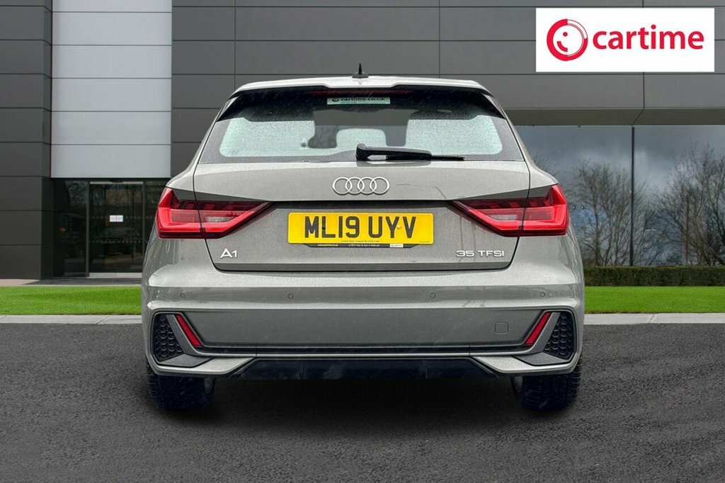 Audi A1 1L S Line ML19UYV Grey #5
