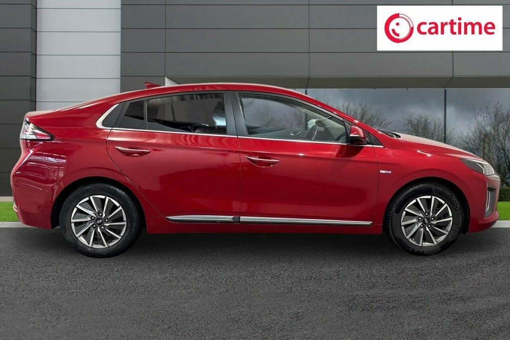 Hyundai Ioniq Hatchback PE70NBK Red #2