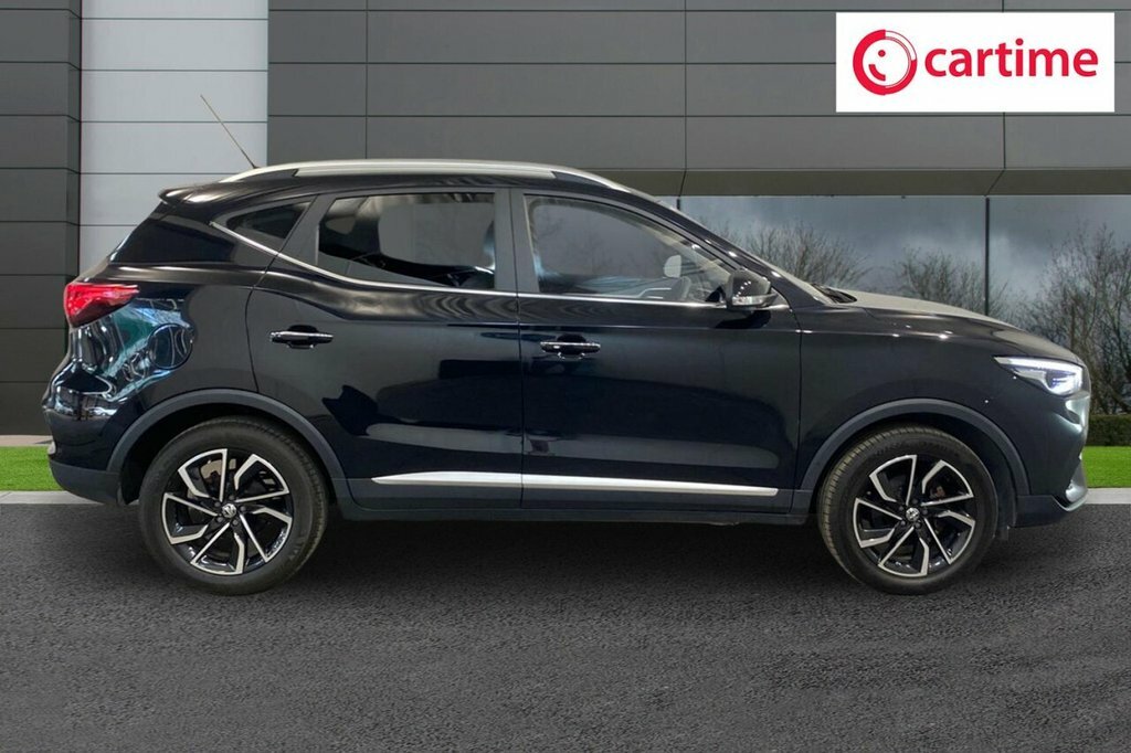 MG ZS 1L Exclusive Black #2