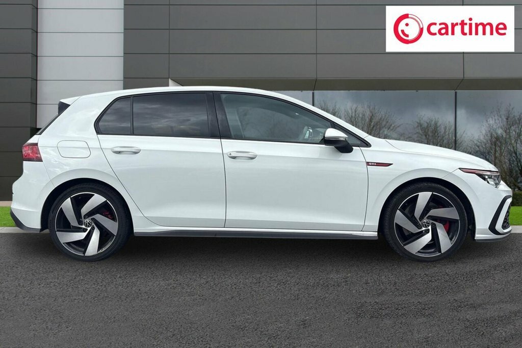 Volkswagen Golf 2L Gti YC22PVN White #2