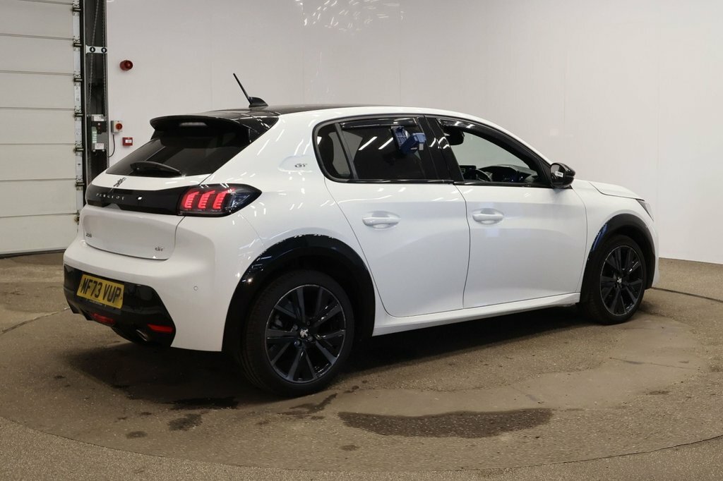 Peugeot 208 1L Gt MF73VUP White #6