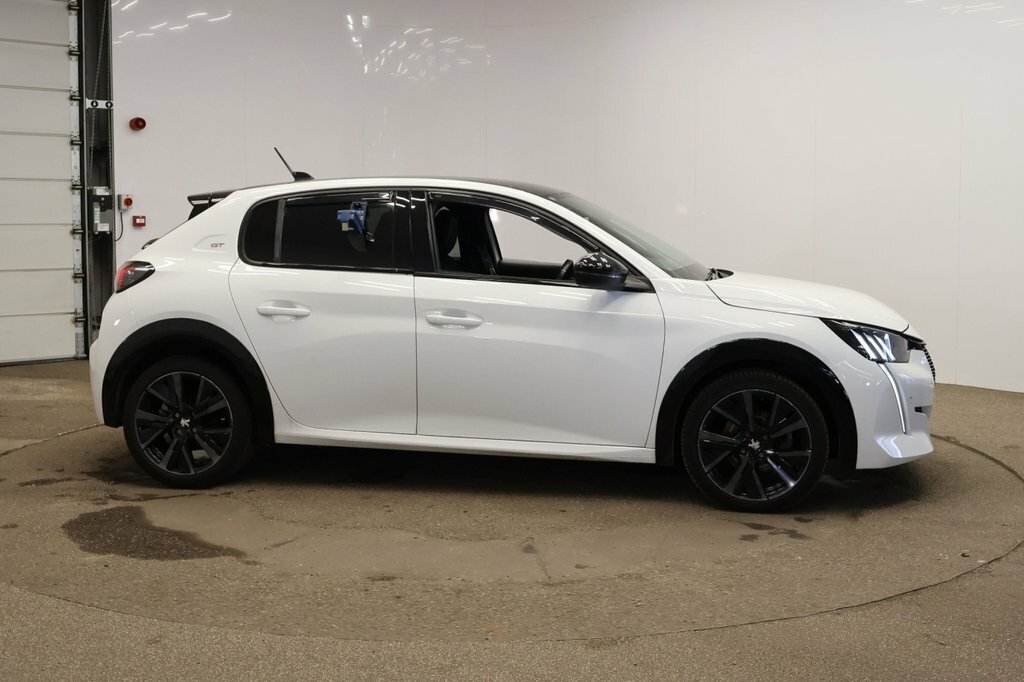 Peugeot 208 1L Gt MF73VUP White #5