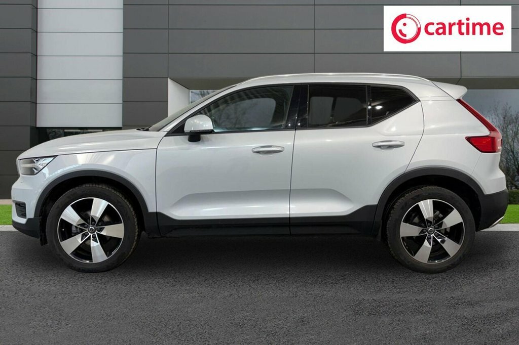 Volvo XC40 1.5L Momentum KM70WCY Silver #3