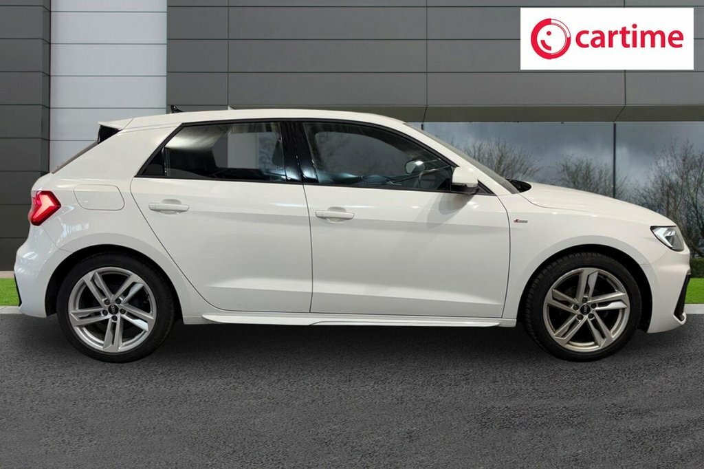 Audi A1 1L S Line GU22ZZG White #2