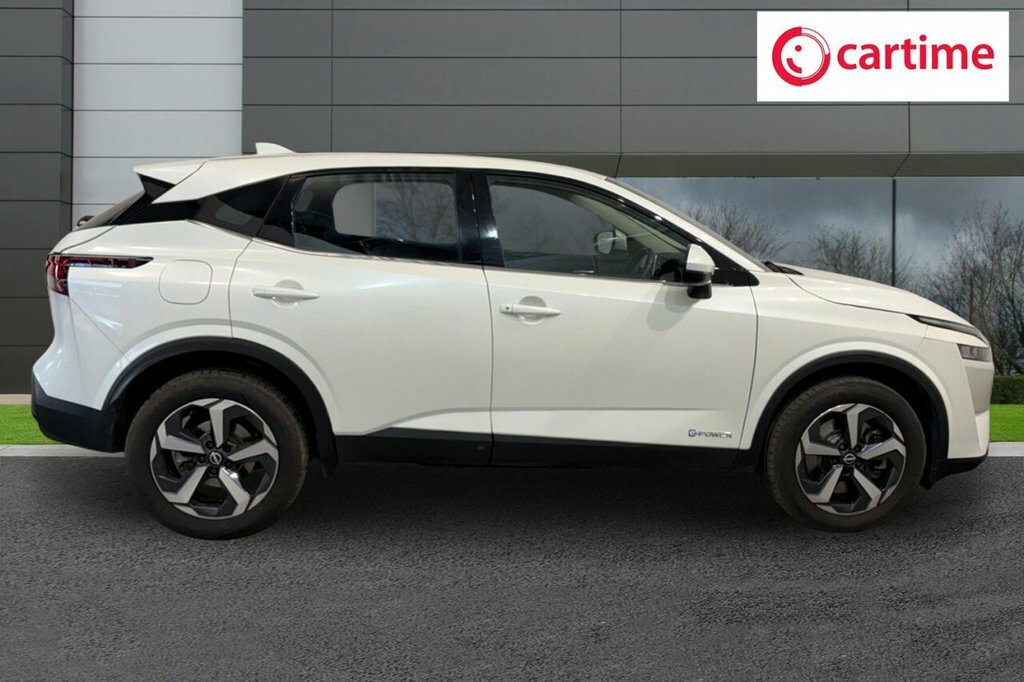 Nissan Qashqai 1.5L Acenta Premium YB72VBK White #2
