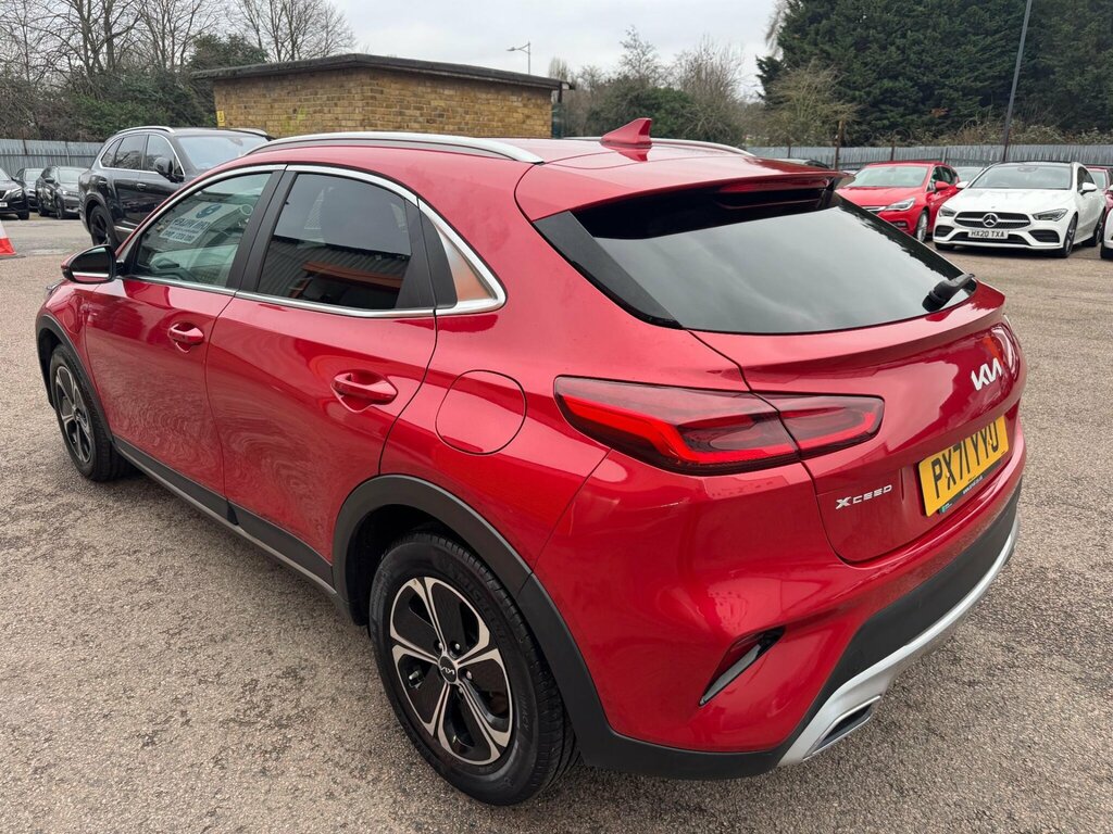 Kia Xceed 1.6 Gdi 8.9Kwh 3 Dct Euro 6 Ss PX71YYU Red #3
