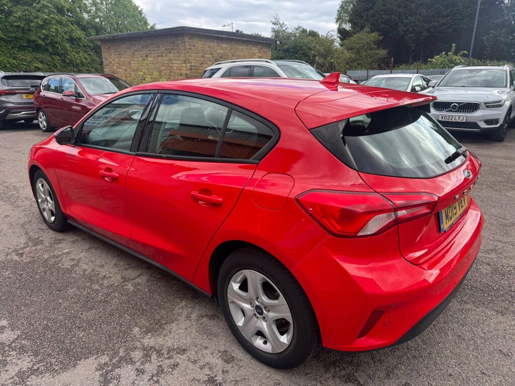 Ford Focus 1.0T Ecoboost Style Euro 6 Ss Red #3
