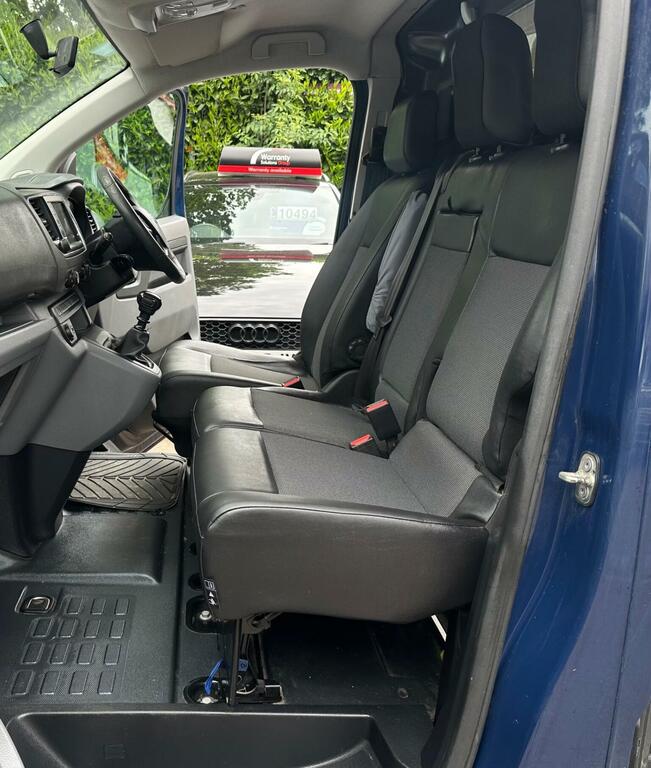 Toyota PROACE D Comfort Grey #18