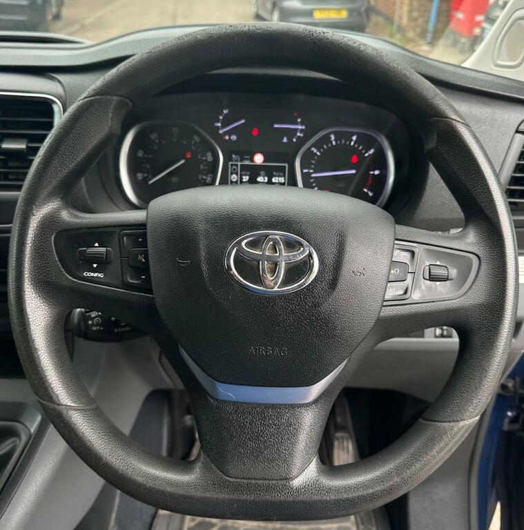 Toyota PROACE D Comfort Grey #27