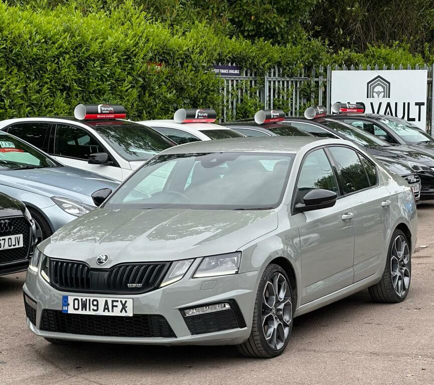 Skoda Octavia Hatchback 2.0 Tdi Vrs Dsg 4Wd Euro 6 Ss 20 OW19AFX Grey #4