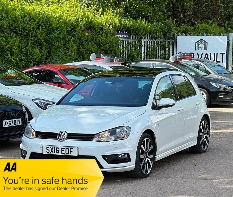 Volkswagen Golf Hatchback 2.0 Tdi Bluemotion Tech R-line Edition D White