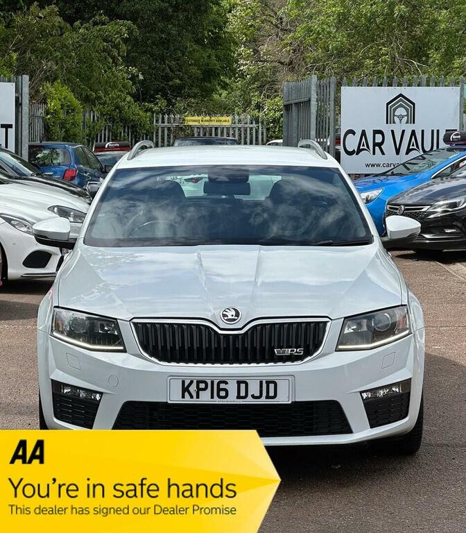 Skoda Octavia Estate 2.0 Tdi Vrs Dsg Euro 6 Ss Snav 20 KP16DJD White #3