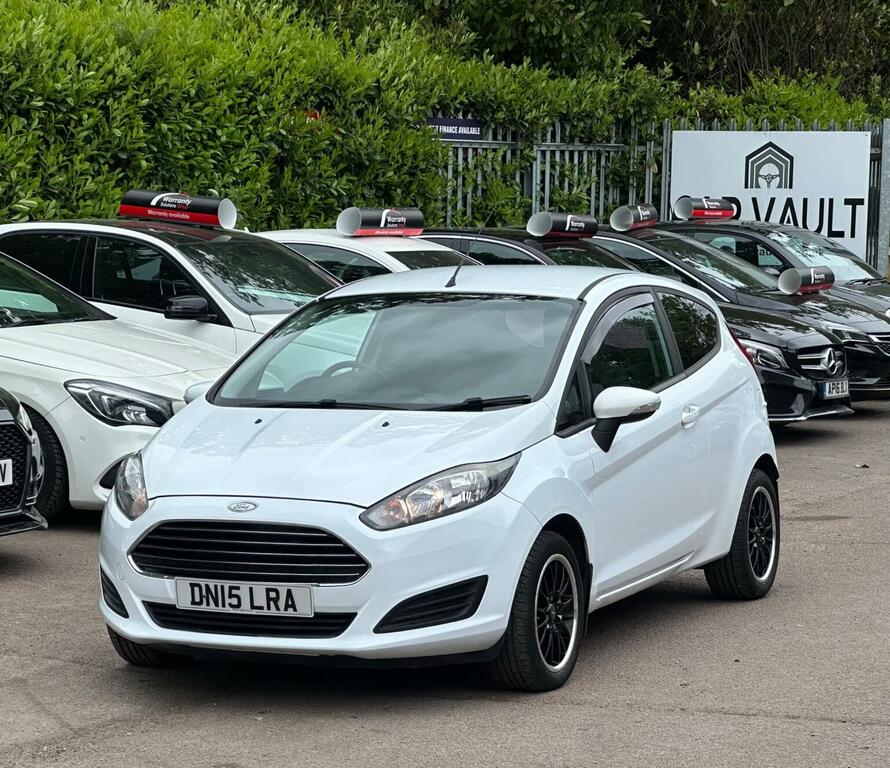 Ford Fiesta Hatchback 1.25 Style Euro 5 201515 DN15LRA White #4