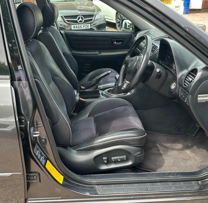 Lexus IS 2.0 200 Se Silver #14