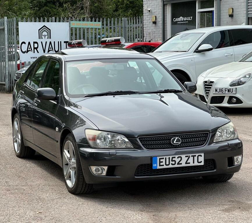 Lexus IS 2.0 200 Se Silver #10