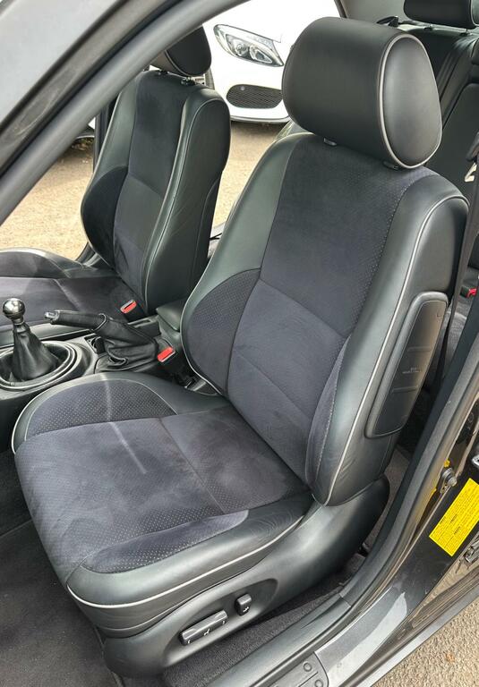 Lexus IS 2.0 200 Se Silver #19