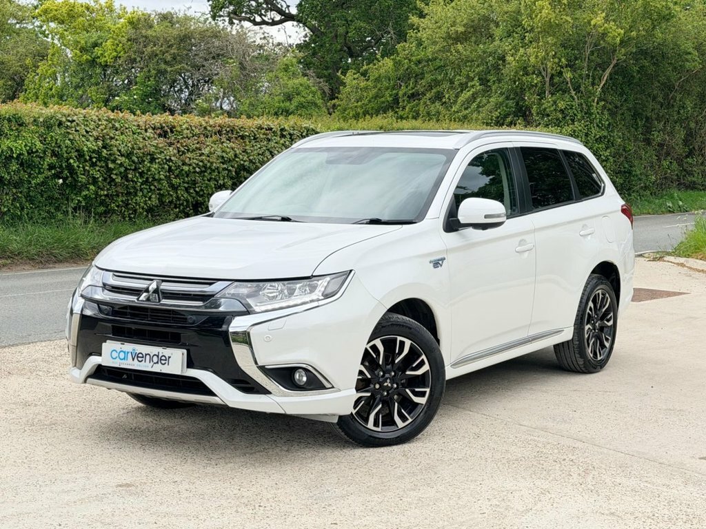 Mitsubishi Outlander 2L Gx4hs WP17RXV White #2