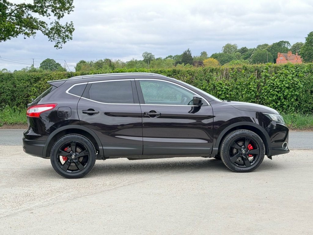Nissan Qashqai 1.2L N-connecta KT66TLO Black #6