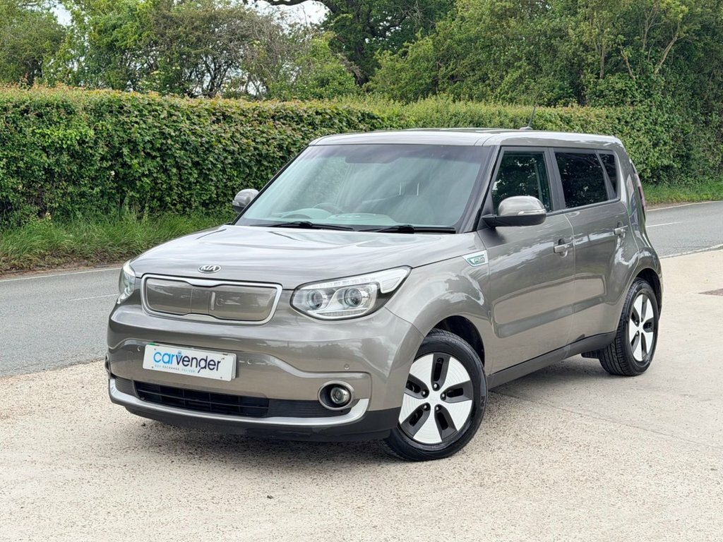 Kia Soul Suv Silver #2