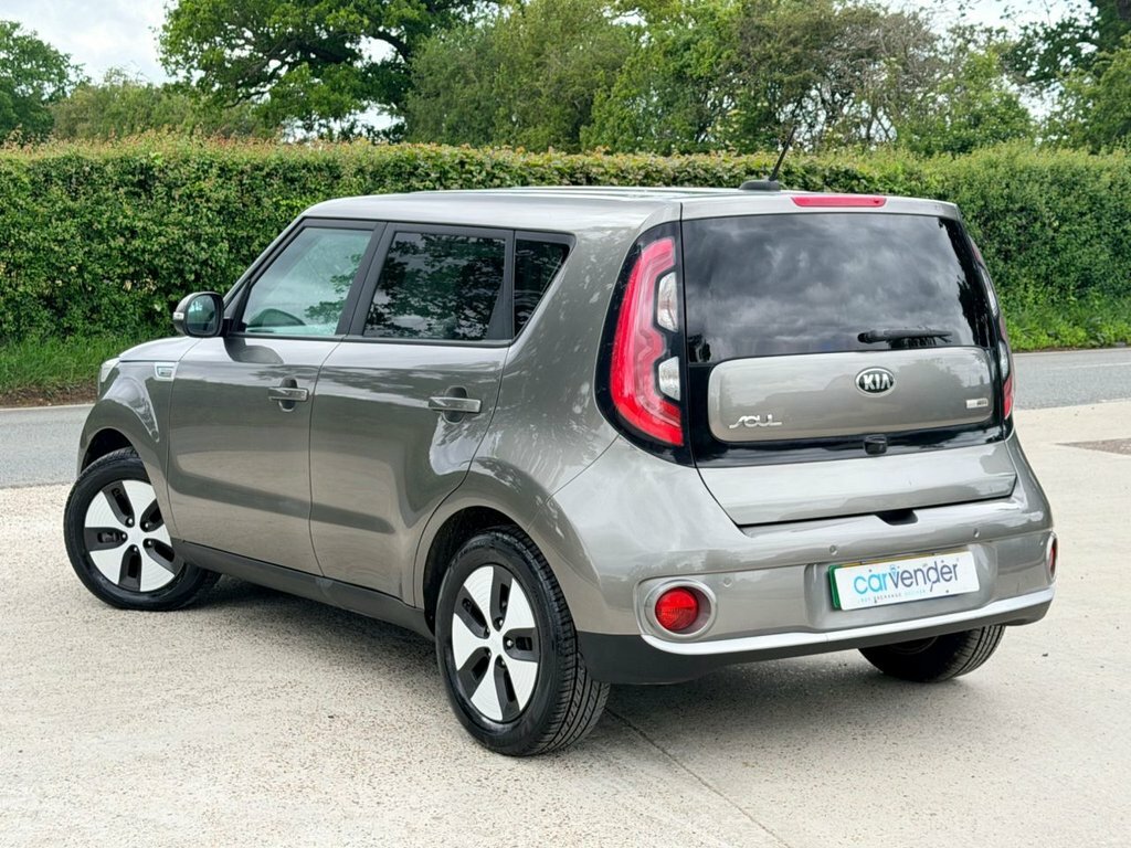 Kia Soul Suv Silver #5