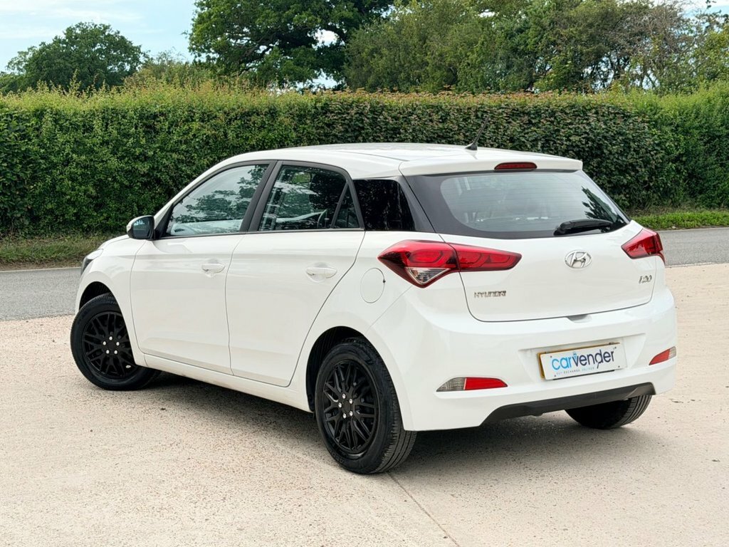 Hyundai I20 1.2L S HT17AGX White #5