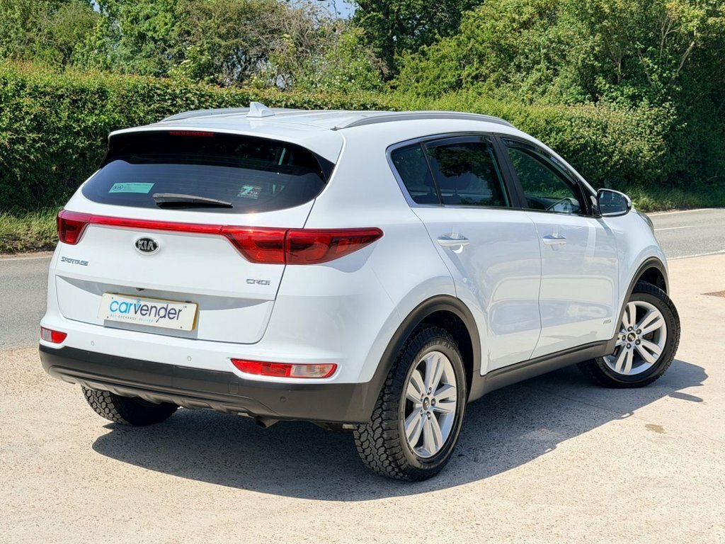 Kia Sportage 2L Kx-2 White #4