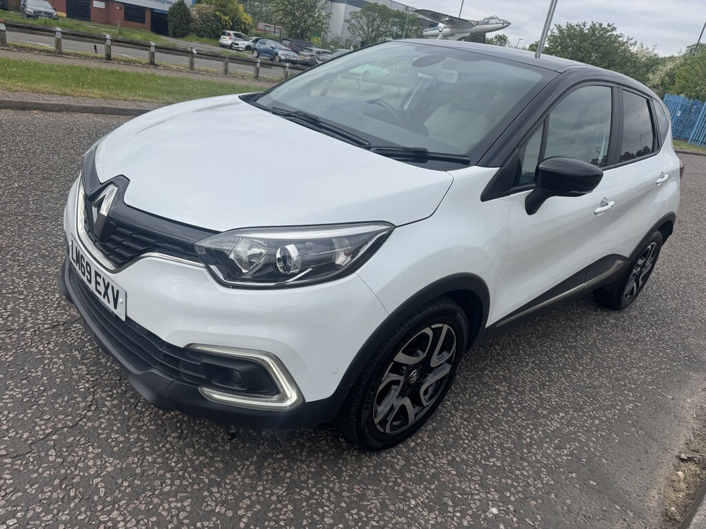 Renault Captur 0.9 Iconic Tce 90 My18 2019 LM69EXV White #2